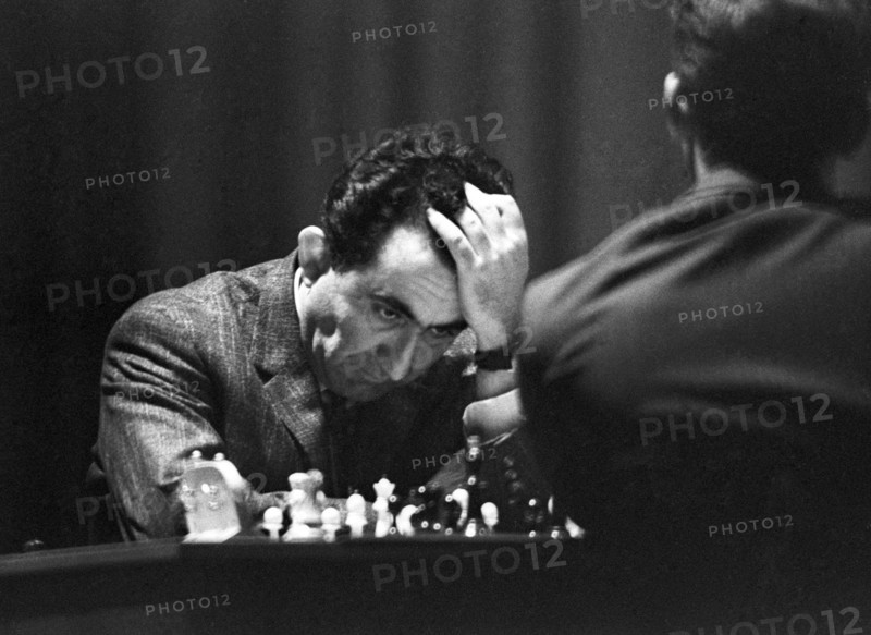 Moscow, ussr, soviet grandmasters tigran petrosian and boris spassky (l-r), world chess championship, may 14, 1969.