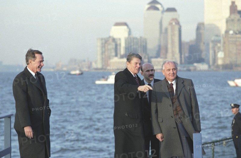Mikhail gorbachev with ronald reagan and george bush in new york city during his visit to the usa in 1987.