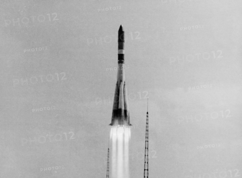 Launching of the rocket carrying the soviet space probe venera 7 towards venus, august 17, 1970.