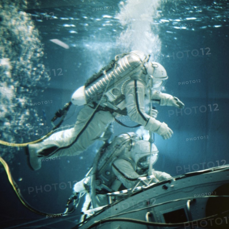 Cosmonauts training in a hydro laboratory at the gagarin cosmonaut training center, 1980.