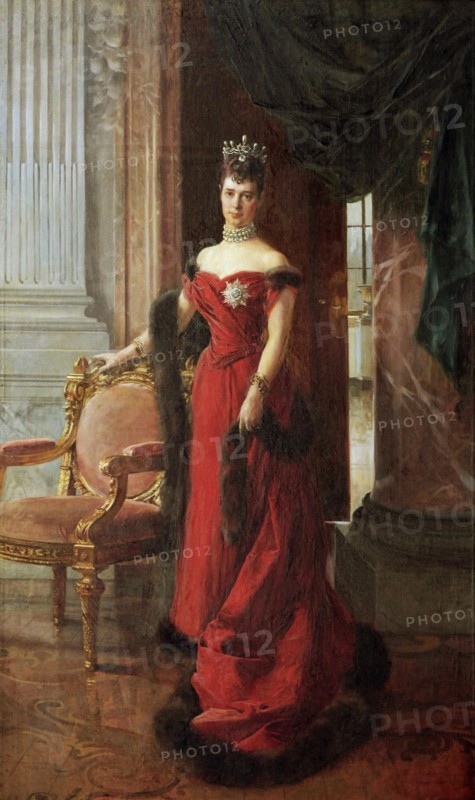 Portrait of empress maria fyodorovna by artist francois flameng is on display at the exhibition 'emperor alexander lli and empress maria fyodorovna' in the manezh central exhibition hall.
