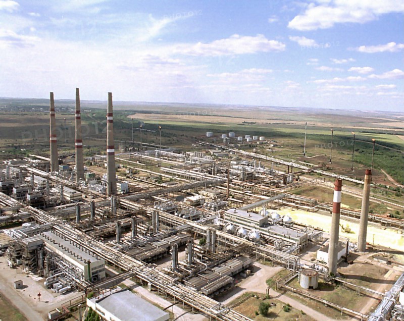 Orenburg, russia, orenberg gas plant, an operation of gazprom's local branch, processing gas condensate from europe's biggest deposit on the bank of the ural river.