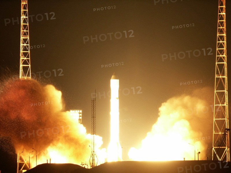 Kazakhstan, november 26 2002: launch of a russian proton booster rocket, which is to take the european communications satellite astra-1k, pictured at the baikonur cosmodrome, tuesday, (photo sergei kazak).