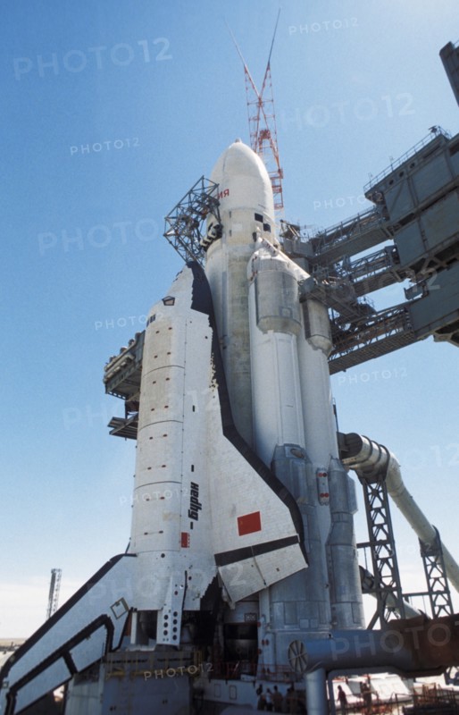Soviet space shuttle buran with the energia carrier rocket on the launch pad at baikonur in kazakhstan, ussr, 1988.