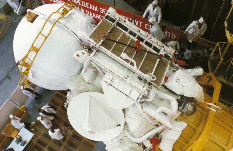 The soviet space probe vega 1 or 2 in the assembly and testing shop at the baikonur cosmodrome, 1984, the international project included specialists from austria, bulgaria, czechoslovakia,frg, france, gdr, poland and ussr, it's mission, in addition to landing on venus, also included the first direct research of halley's comet.