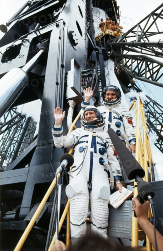 Soyuz 19, apollo-soyuz test project (astp), soviet cosmonauts alexei leonov and valery kubasov leaving for the apollo-soyuz docking mission, baikonur, july 15, 1975.