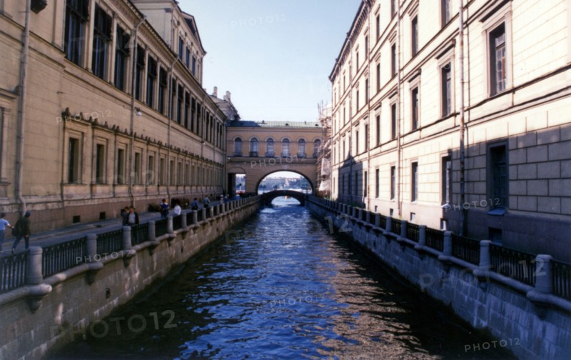 Griboyedov canal, leningrad, 1989.
