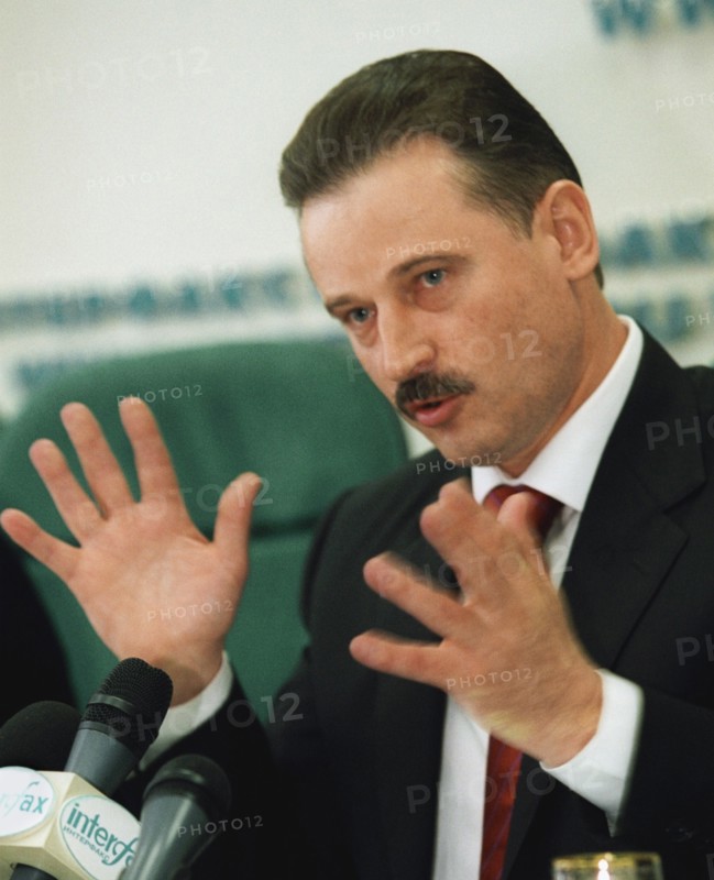 Moscow, russia, september 25, businessman and public figure sergei veremeyenko gestures a a press conference today, thursday, were he announced the intention to put himself in nomination for presidential election in bashkiria.