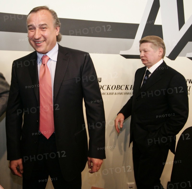 Moscow, russia, october 7, president of 'fedcominvest' company alexei fedorichev and yuri zavarzin, general director of the dynamo soccer team (l to r) before joint press-conference,president of 'fedcominvest' company became the holder 51% of shares of the dynamo soccer team.
