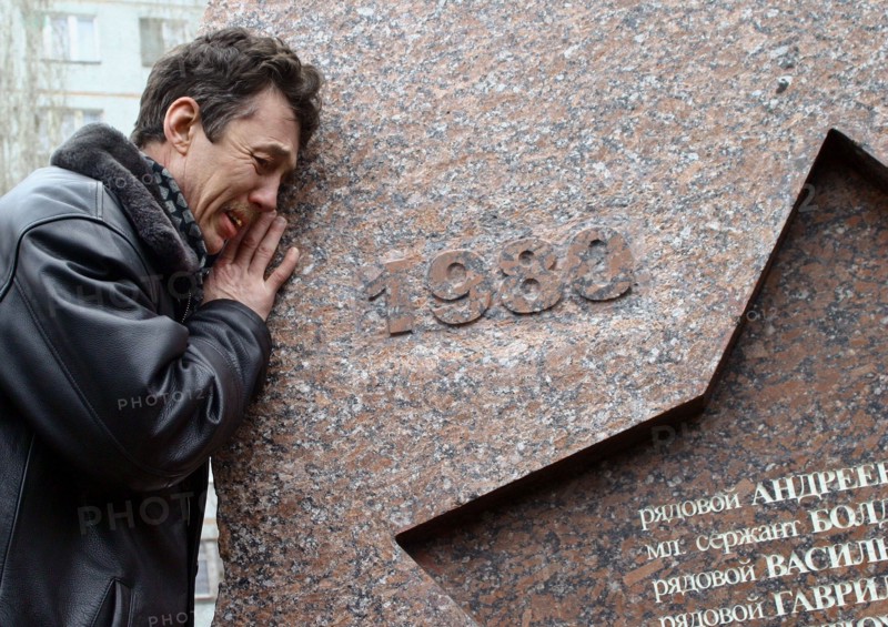 Moscow, russia, february 15, 2005, during the ceremony of unveiling of a monument to servicemen - internationalists lost in afghanistan at the memory park here.