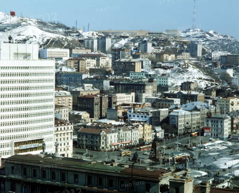 A view of central vladivostok in winter, ussr, 1985.