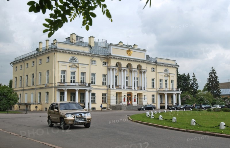 The building where the presidium of the russian academy of sciences holds meetings, lenin avenue (leninsky prospekt), moscow.
