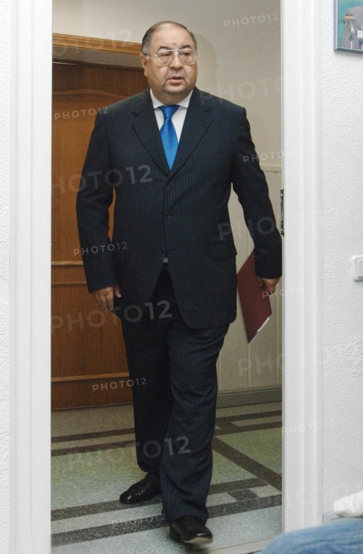 Moscow, russia, october 1, 2007, gazprominvestholding general director alisher usmanov before a press conference on the rostropovich-vishnevskaya collection's fate in russia.