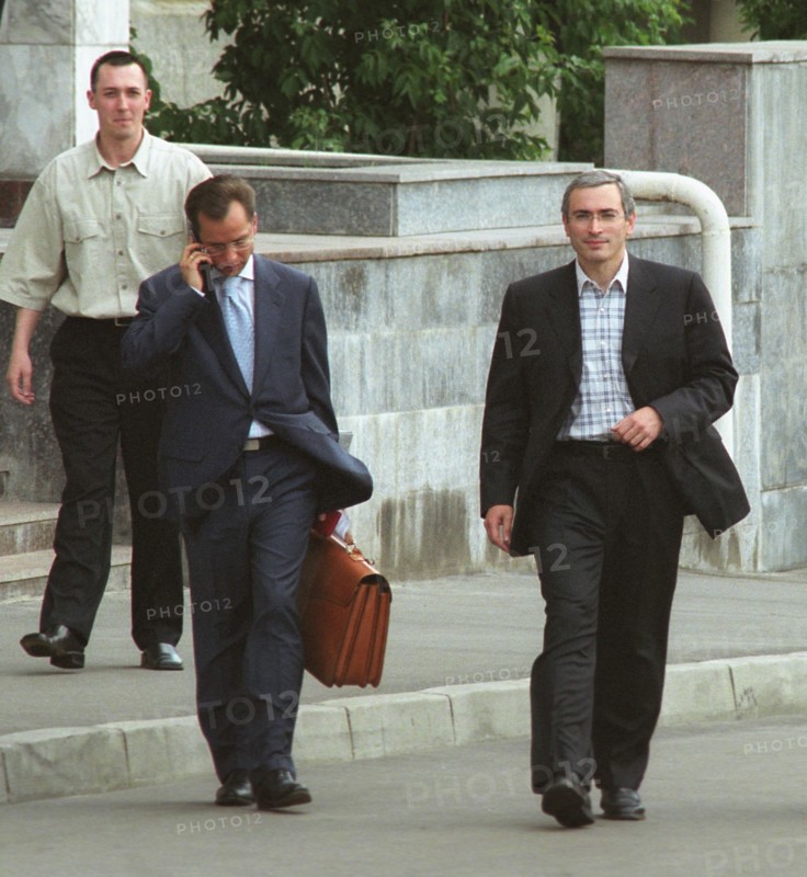 Moscow, russia, july 4, 2003, mikhail khodorkovsky (r), the head of the yukos oil company and russia's wealthiest man, pictured upon leaving the general prosecutor's office
