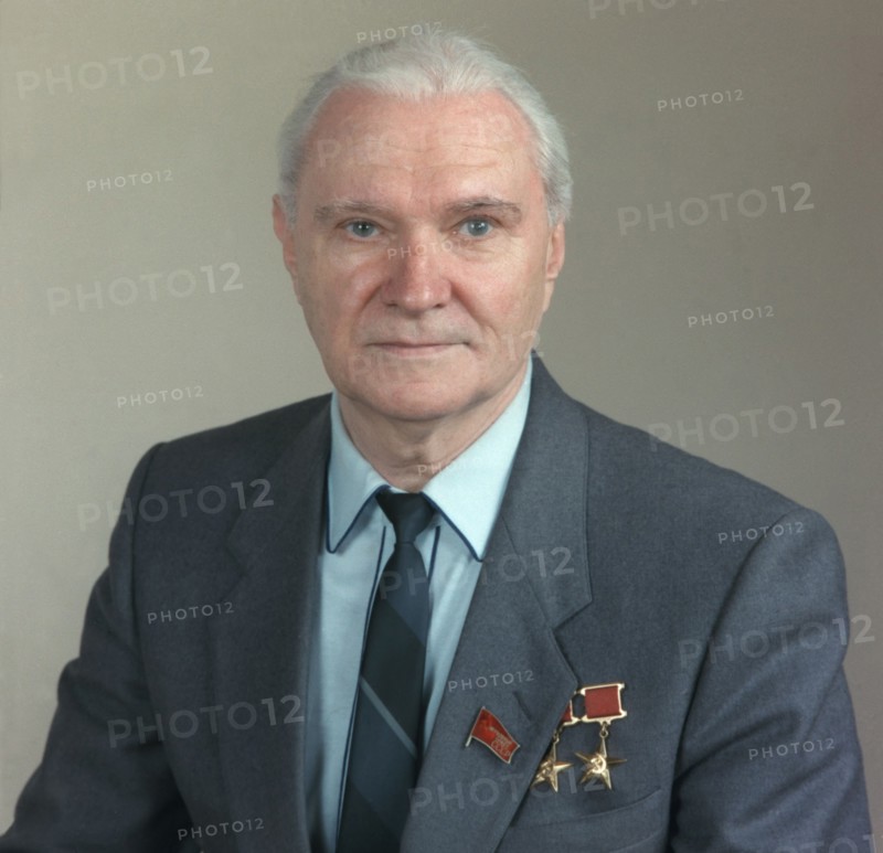 Soviet rocket scientist, valentin glushko, a pioneer in rocket propulsion systems, academician of the ussr academy of sciences, two times hero of the socialist labor, winner of lenin and state prizes, member of the central committee of the communist party of the soviet union, 1986.