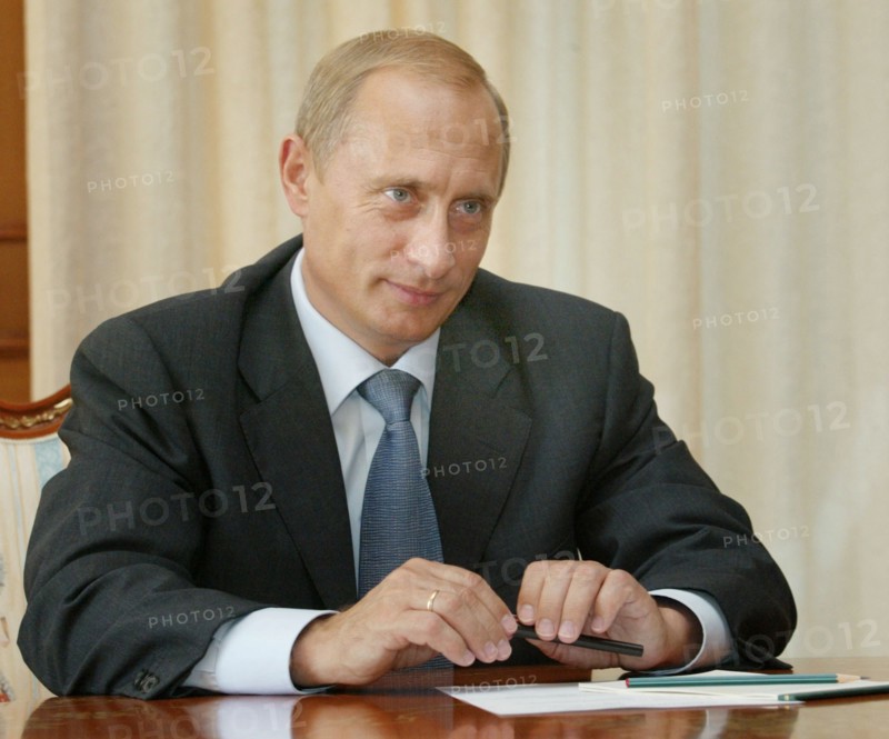 Vladimir putin .