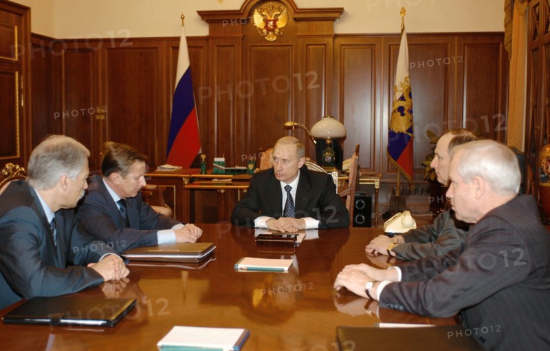 Moscow, russia,10/26/02, chechen hostage crisis: participants in today's conference (l-r) interior minister boris gryzlov, defence minister sergei ivanov, president vladimir putin, director of the federal security service nikolai patrushev and russia's foreign intelligence service (svr) director sergei lebedev in the kremlin today.