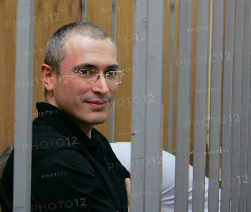 Mikhail khodorkovsky former boss of yukos oil company before the start of the court hearing, khodorkovsky and and his business partner, main yukos shareholder platon lebedev are charged with fraud and tax evasion, moscow, russia, july 16, 2004.
