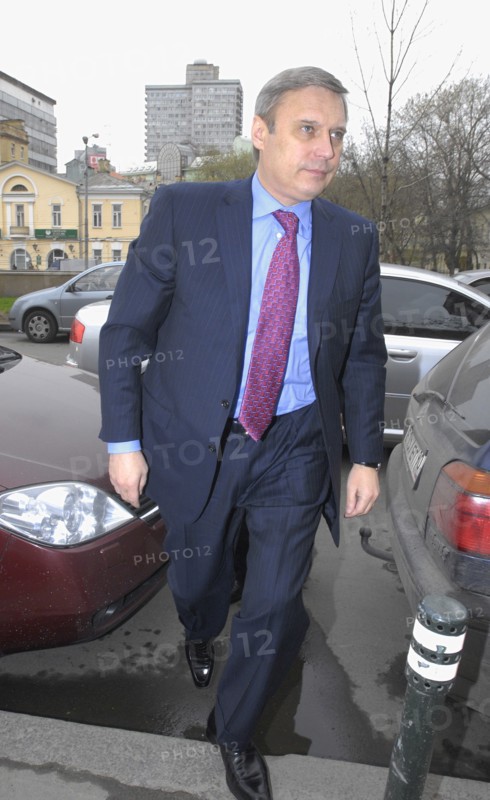 Leader of the russian people's democratic union mikhail kasyanov seen before the other russia organization’s forum in the central house of journalists in moscow, april 19, 2007.