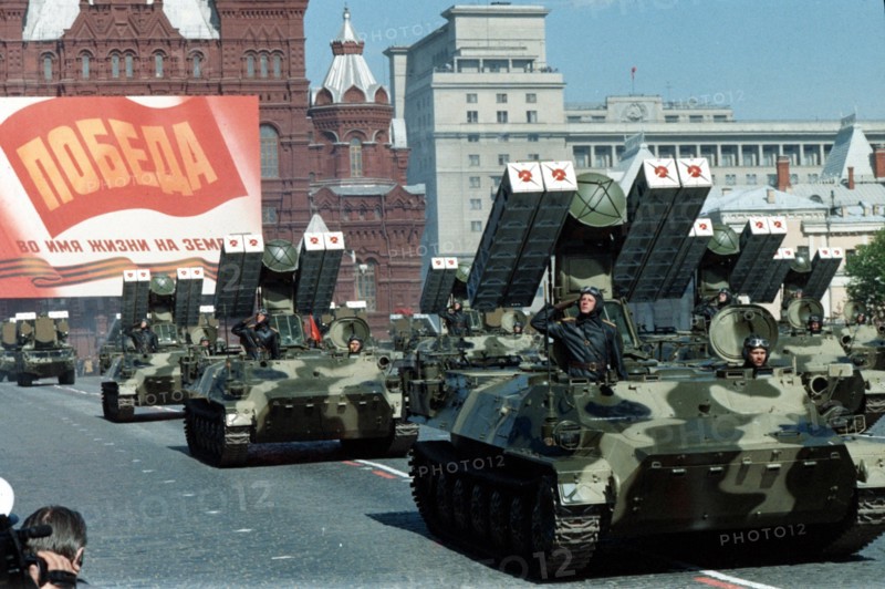 Red square, moscow, ussr, may 1990: 45th anniversary of the great patriotic war, soviet missile crews on parade.