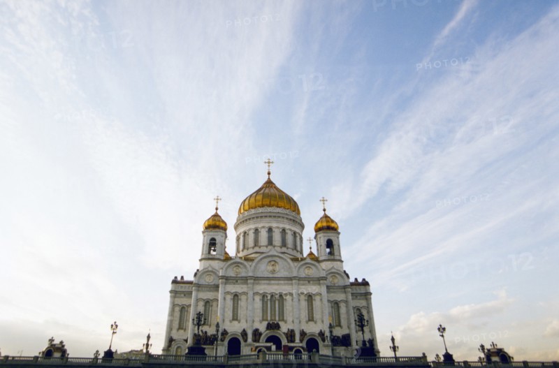 Christ the savior cathedral in moscow, russia, 2004.