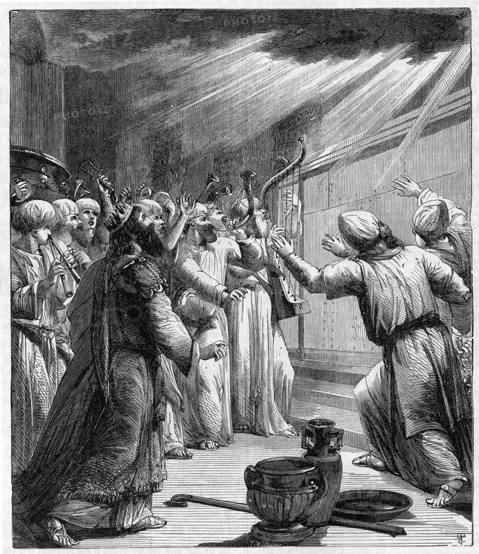 Religion The Holy Bible. Salomon in front of the altar of holocaust