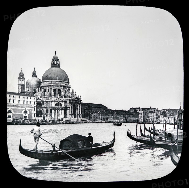 Gondola and gondolier