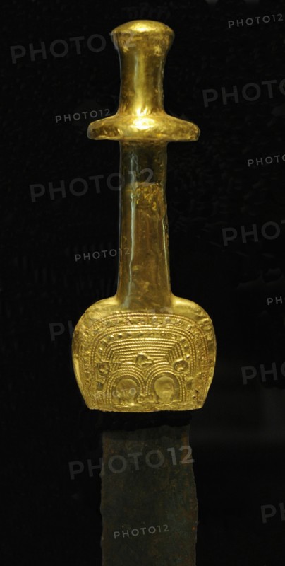 Sword of Guadalajara, Gold handle and copper blade