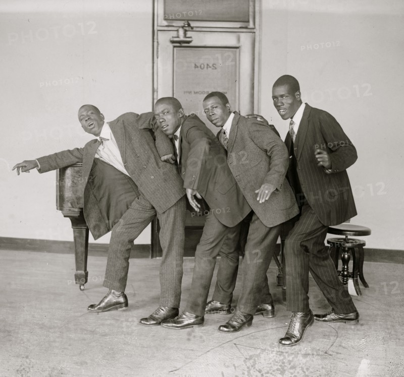 Negro singing and dancing group