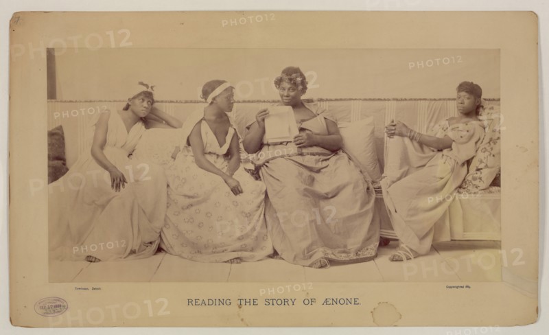 Reading the story Aenone