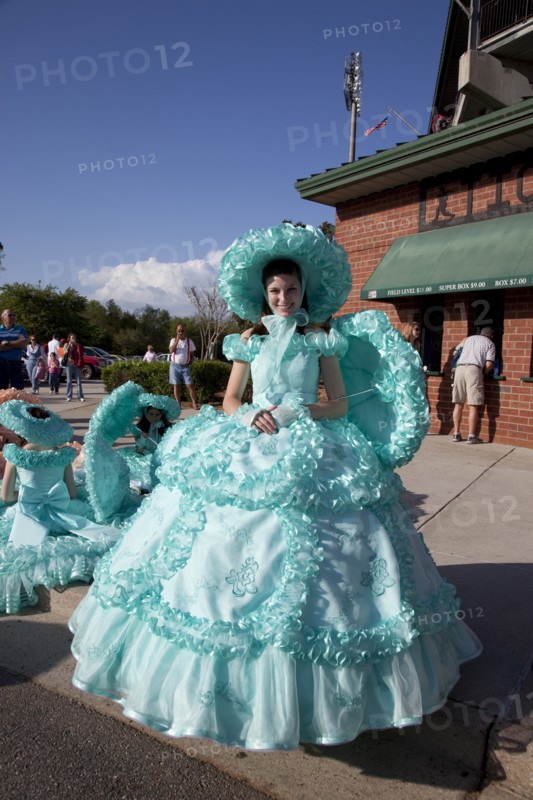 Girl wears gown at Hank Aaron Dedication