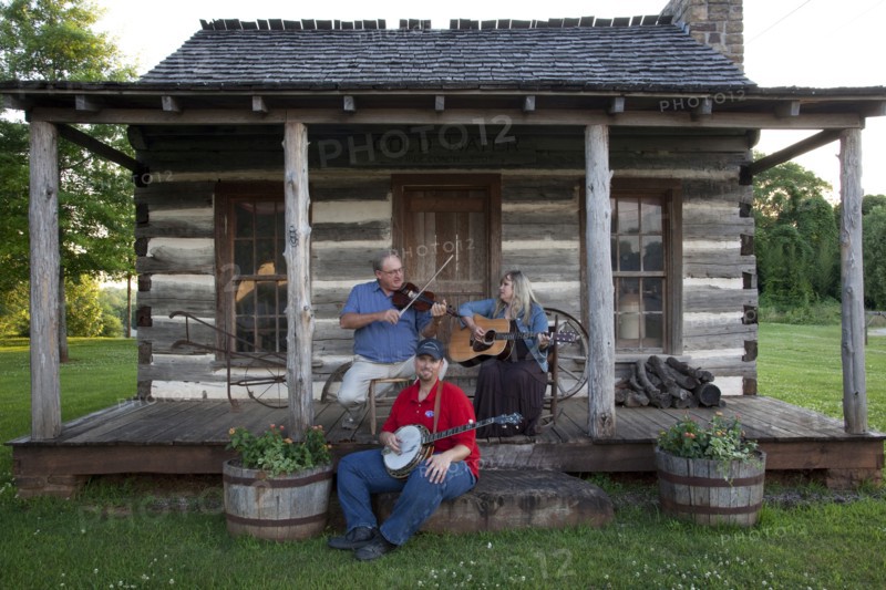 Banjo, Violin & Guitar Players