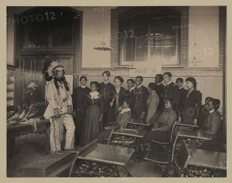 Louis Firetail in American history class, Hampton Institute