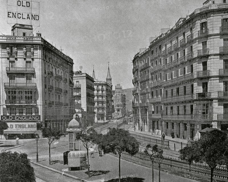 Balmes street with the Sarria's railway and the Old England store.