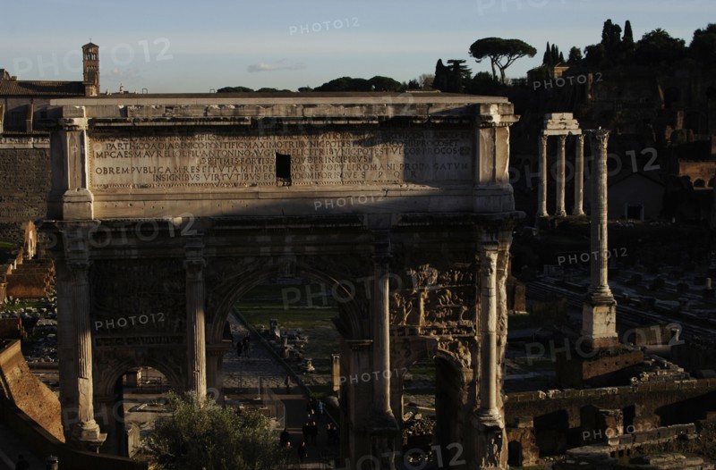 Triumphal arch of Septimius Severus.