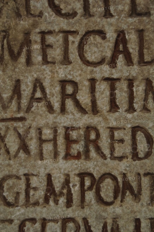 Praefectus annonae. Inscription, base on ancient manuscript, placed for the prefect C. iunius Favianus.