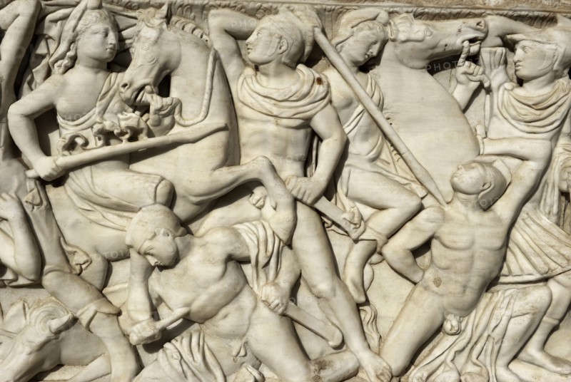 Battle between the Amazons and the Greeks.
