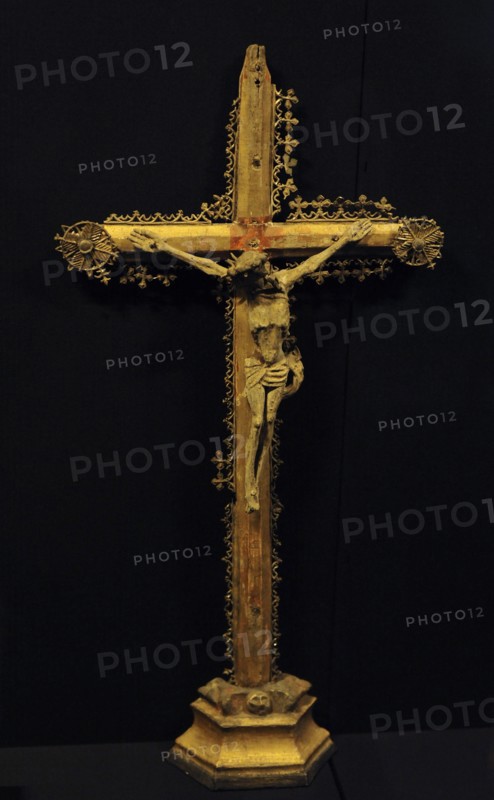 Altar crucifix. Hol Church.