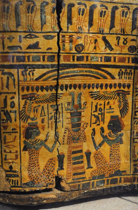 Sarcophagus cover. The priestly from Deir-el Bahri.