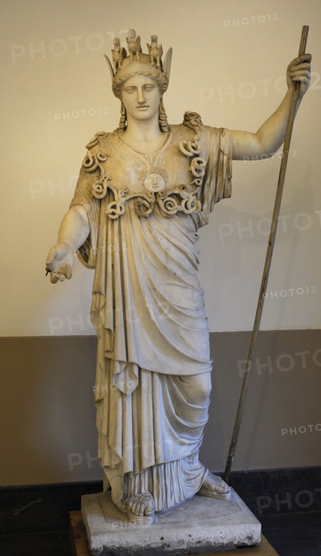 Athena Farnese. Statue.