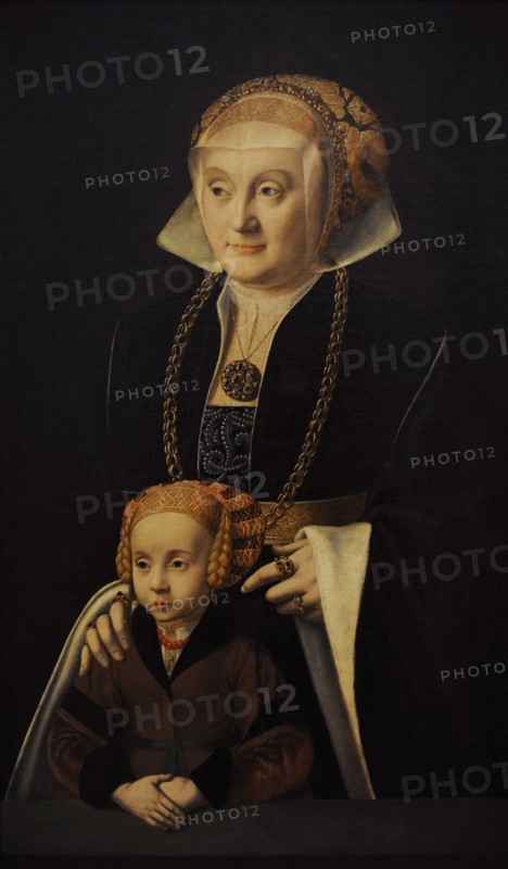A Lady and Her Daughter.