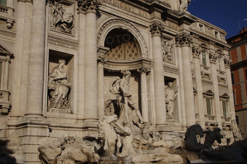Trevi Fountain.