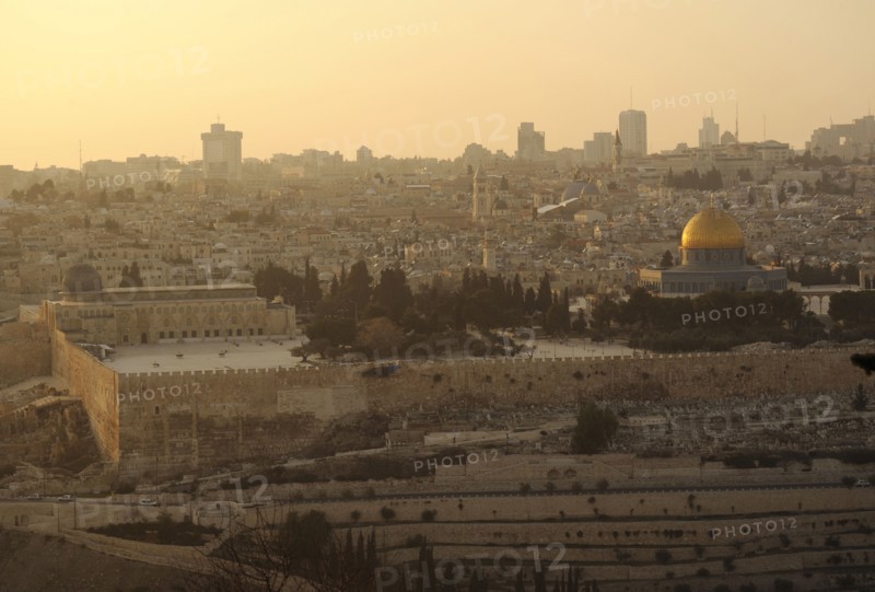 Al-Aqsa Mosque, Dome of the Rock, Dome of the Chain and Herodian walls.
