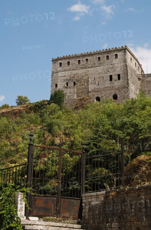 Gjirokaster, Castle.
