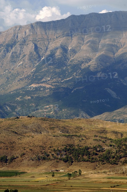 Lunxheria mountains.