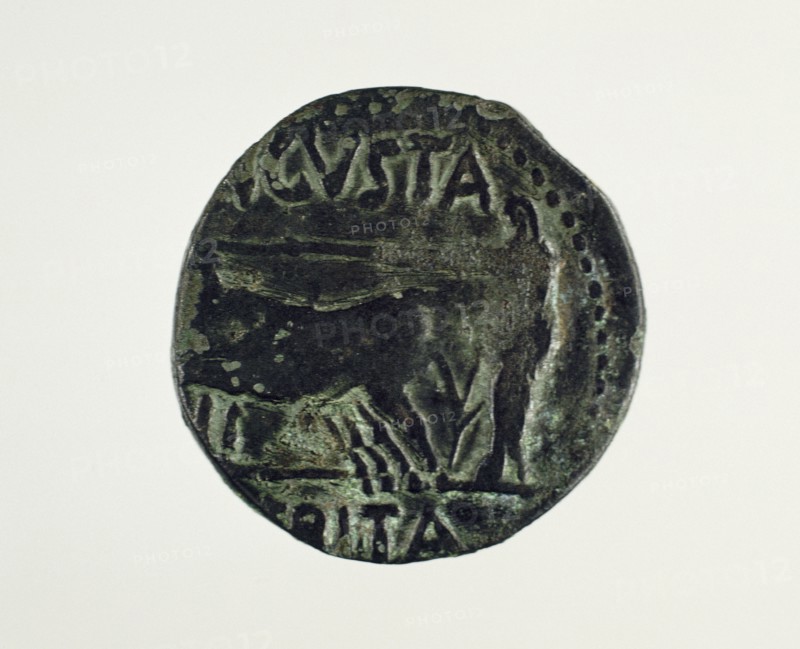 Roman coin. As. Reverse. 1st century BC. Decoration: Merida foundation. Oxen guided by a priest. Merida (Augusta Emerita).
