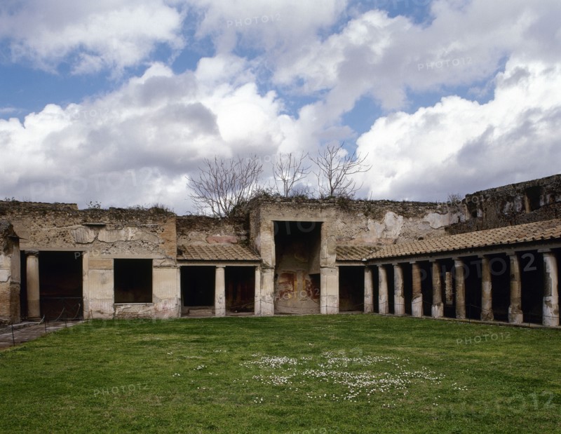 The palaestra colonnade of the Stabian Baths.
