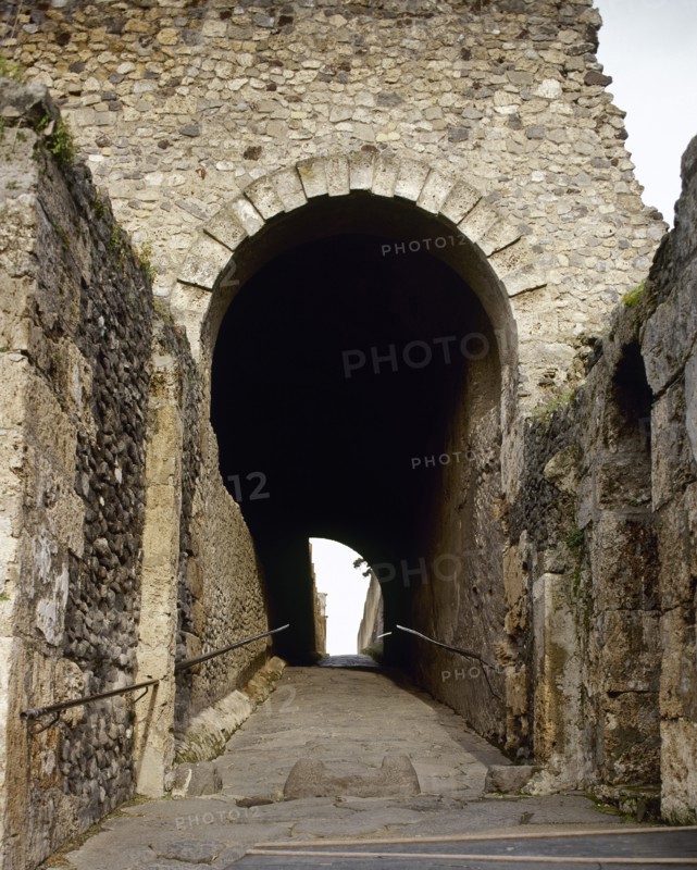 Porta Marina. Connected the town with harbour.
