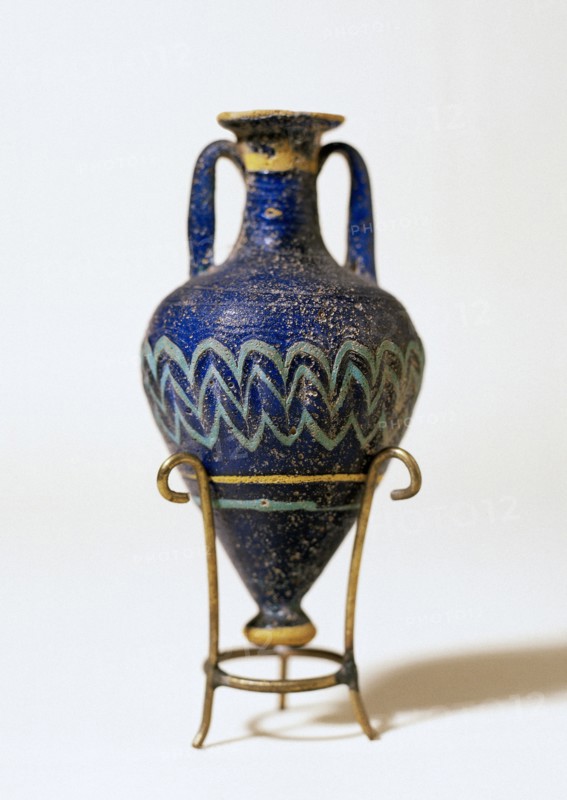 Punic-Phoecian glass. Bottle. Polycrome. 6th-4th C. BC.