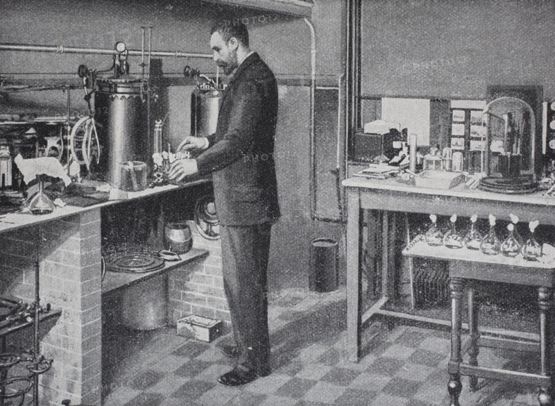 production of Plague vaccine at the Pasteur Institute at Paris